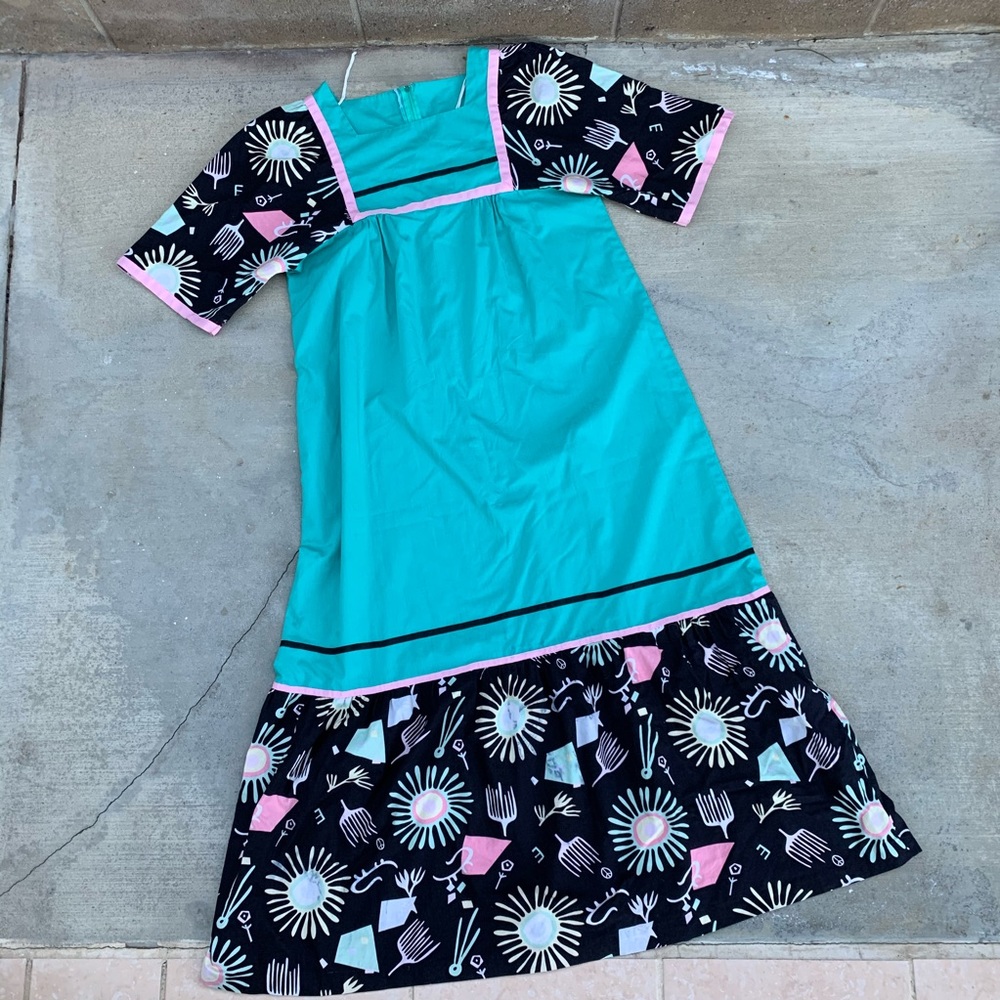 Vintage 80s Colorful Patterned Cotton Moomoo